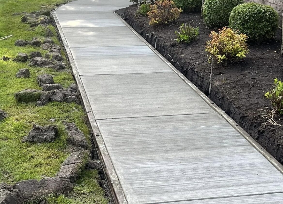 Concrete Sidewalks & Walkways